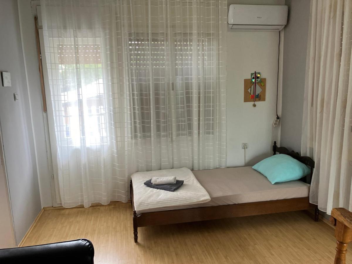 Veliko Gradište Apartamani Evelin מראה חיצוני תמונה